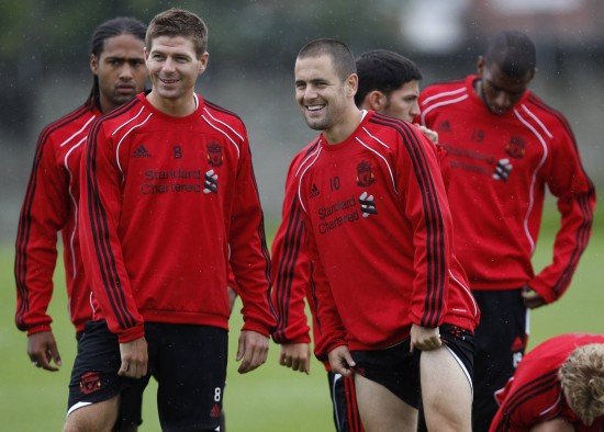 为什么客队球员在进入主场球场前会进行更为严密的灯光盲区实地测试